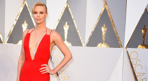 HOLLYWOOD, CA - FEBRUARY 28:  Actress Charlize Theron attends the 88th Annual Academy Awards at Hollywood & Highland Center on February 28, 2016 in Hollywood, California.  (Photo by Steve Granitz/WireImage)