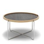 Carl Hansen & Søn reintroduce il tavolo di Hans J. Wegner, che venne alla luce nel 1970, ma che fu prodotto in numero limitato negli anni successivi.