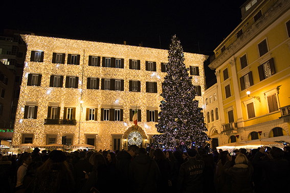 Valentino Christmas Tree Lighting – Rome, December 1st, 2016